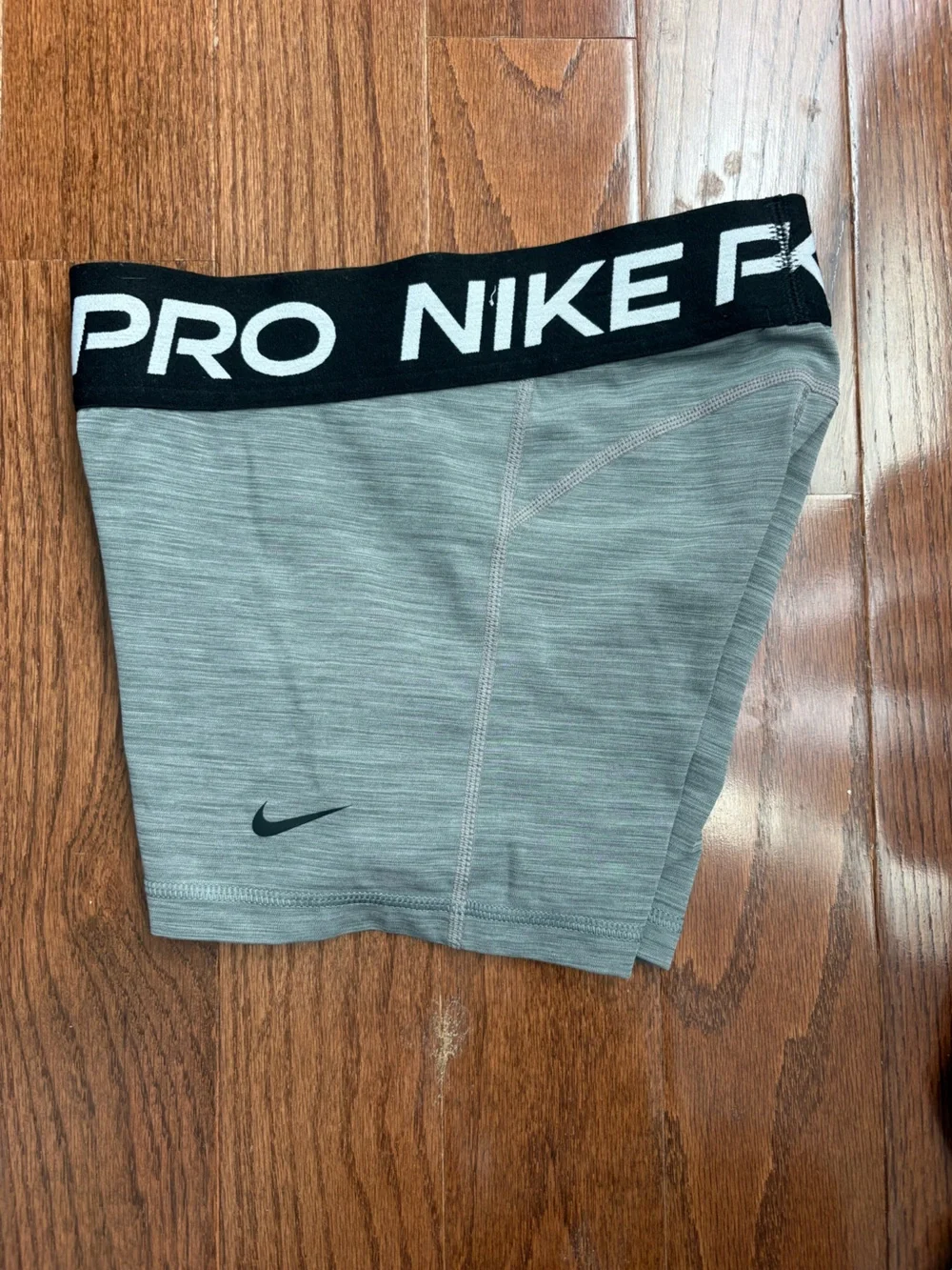 Women's Nike Pros heather gray